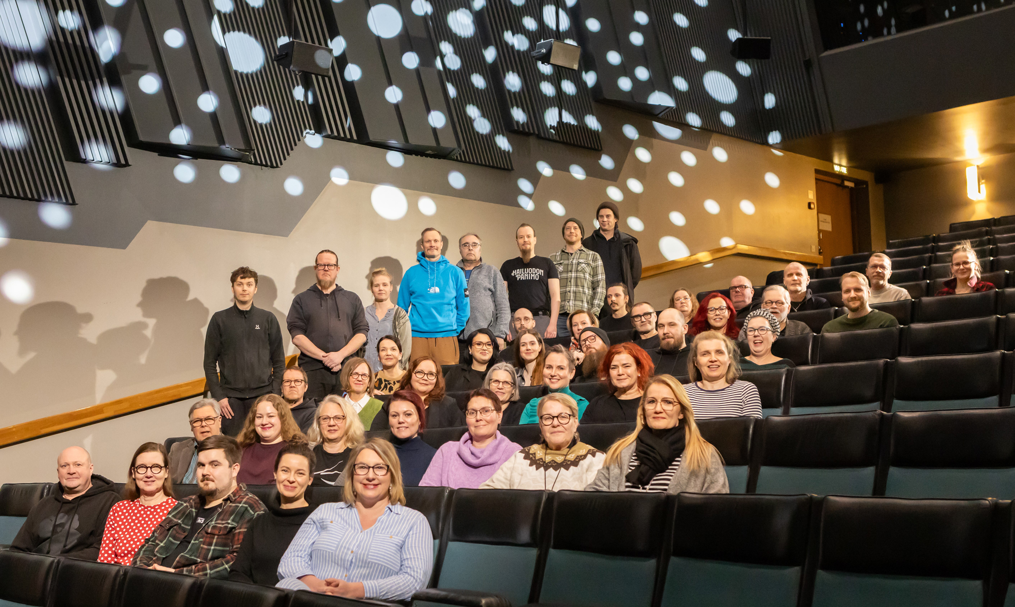 Seinäjoenkaupunginteatterin henkilökunta 22.1.2026. Kuva: Jukka Kontkanen